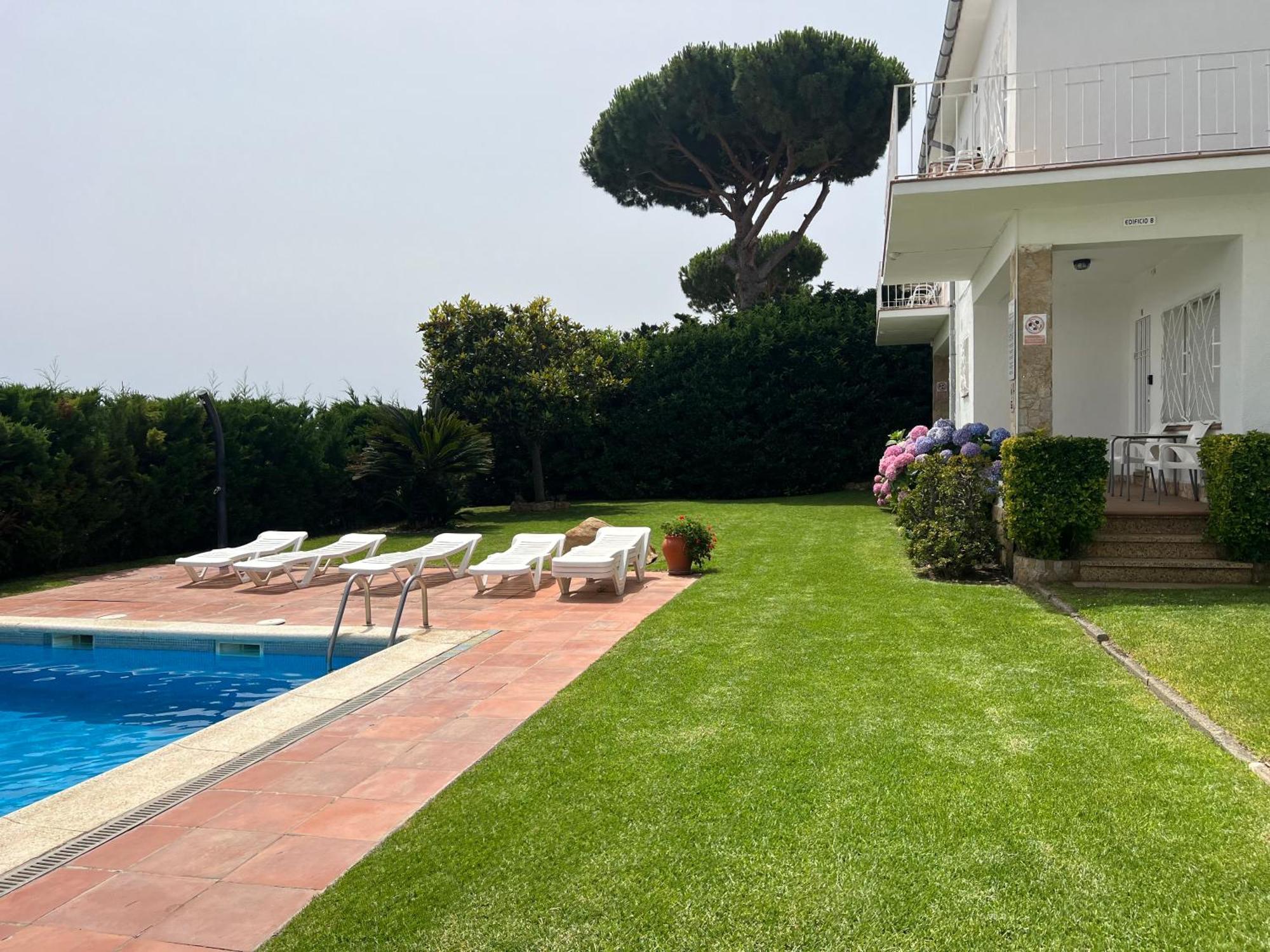 Apartamentos Rayon Du Soleil Sant Feliu de Guíxols Buitenkant foto